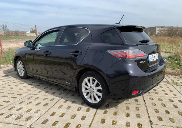 Lexus CT cena 43400 przebieg: 260000, rok produkcji 2012 z Lębork małe 137